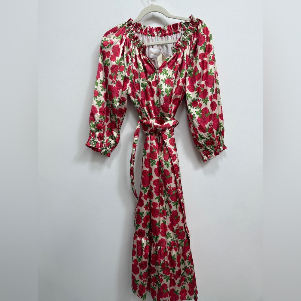 Dondolo women’s Caroline Floral Red and Green Dress, NWT holiday christmas
